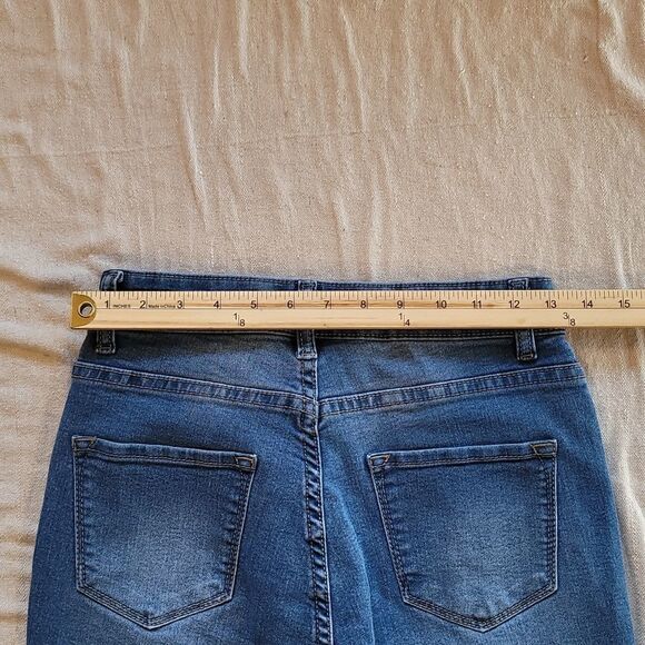 Cute Fashion Nova Distressed Skinny Jeans - Picture 6 of 8